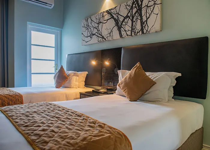 New Ambassador Hotel
