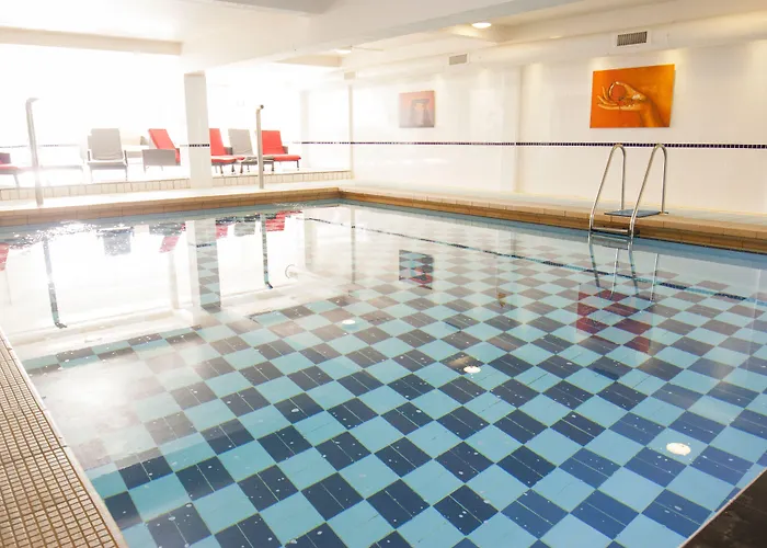 Sandbanks Hotel