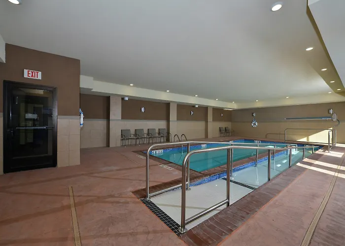 Holiday Inn Express Alva By Ihg