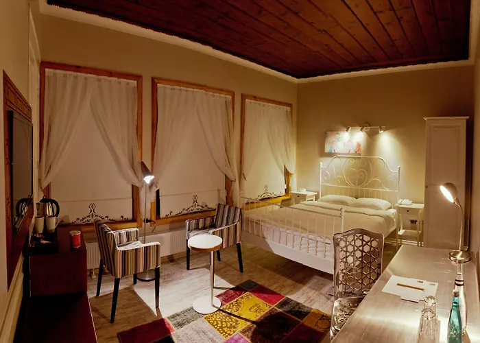 Hich Hotel Konya