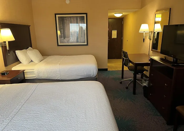 Days Inn By Wyndham Duluth Lakewalk