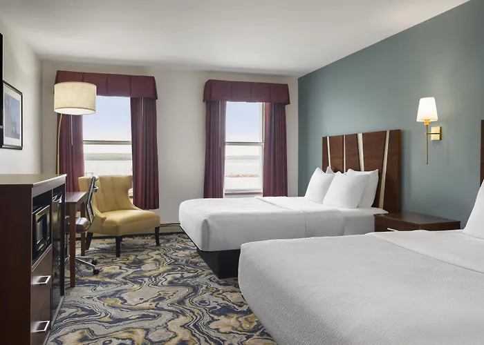 Hotel Chequamegon, BW Signature Collection