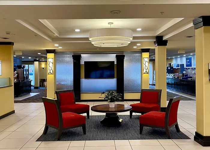 Holiday Inn Express And Suites Detroit North-Troy By Ihg