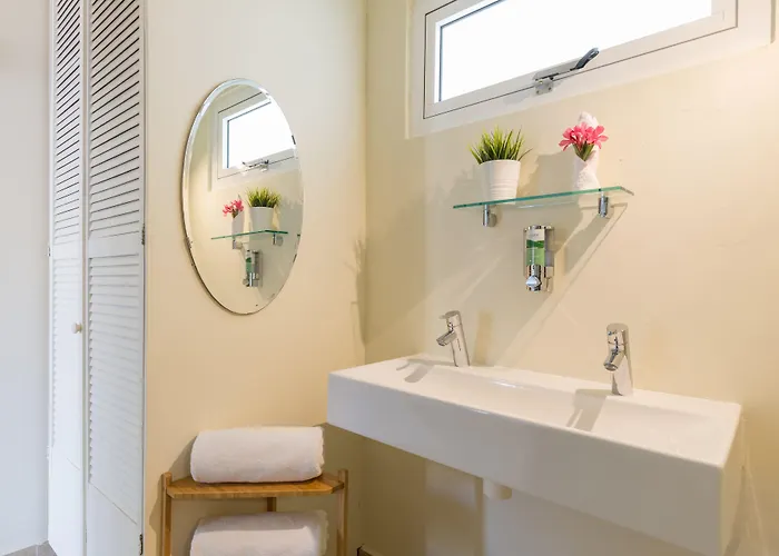 Dolphin Suites & Wellness Curacao
