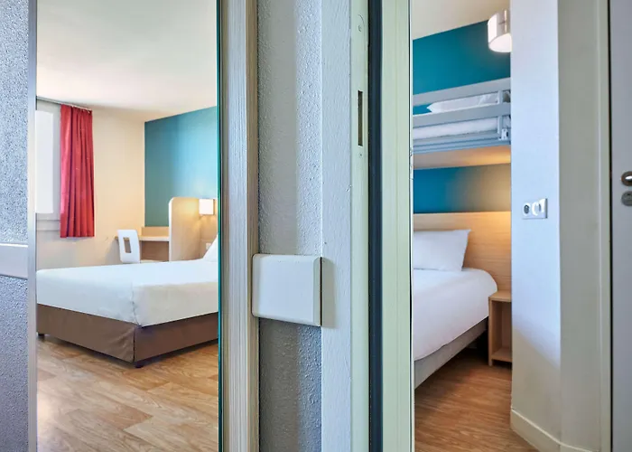 Kyriad Direct Mont De Marsan - St Avit