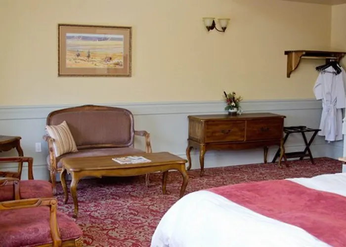Windsor Hotel & Restaurant