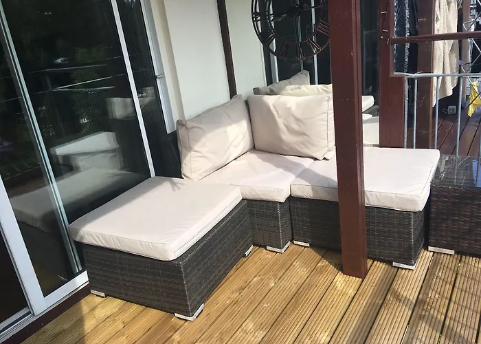 4 Bedroom 4 Bathroom House Near St Neots