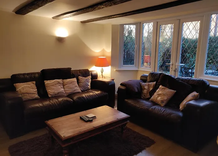 4 Bedroom 4 Bathroom House Near St Neots