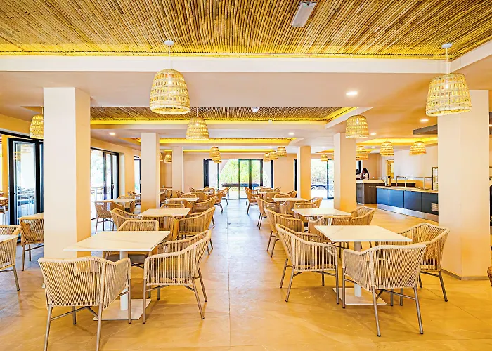 Palm Beach Hotel