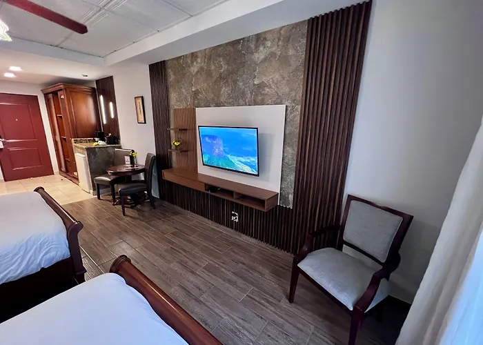 Hotel Valle Del Rio