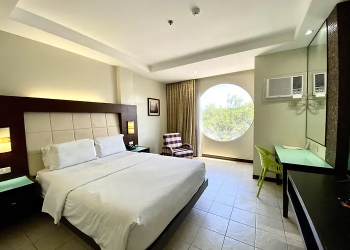 Circle Inn Hotel And Suites Bacolod