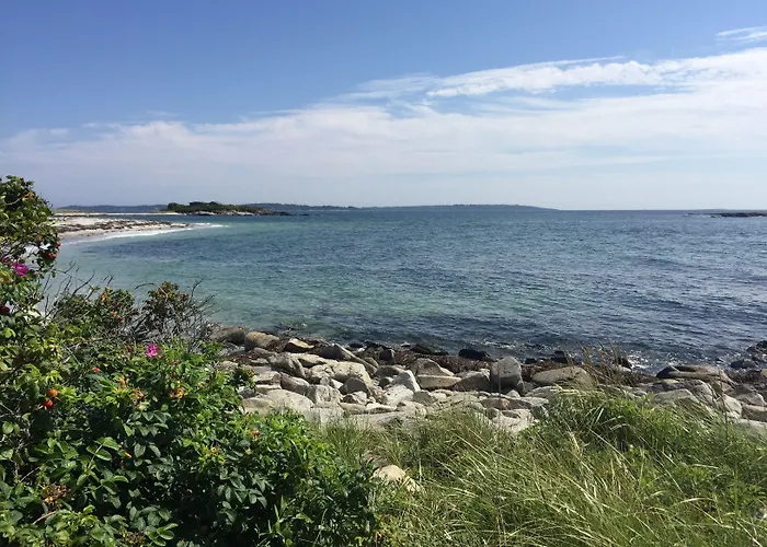 Sea Rose Suites