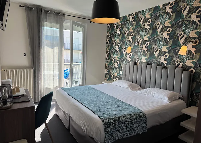 Hôtel Calme Des Pins&Spa
