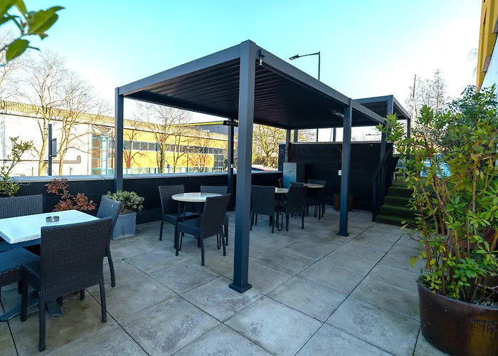 Abbey Point Hotel
