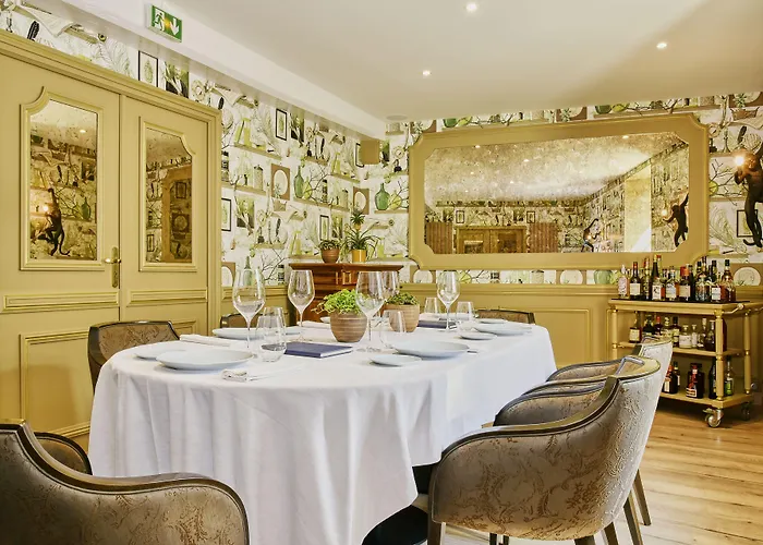 Logis Hôtels Restaurant La Mère Hamard