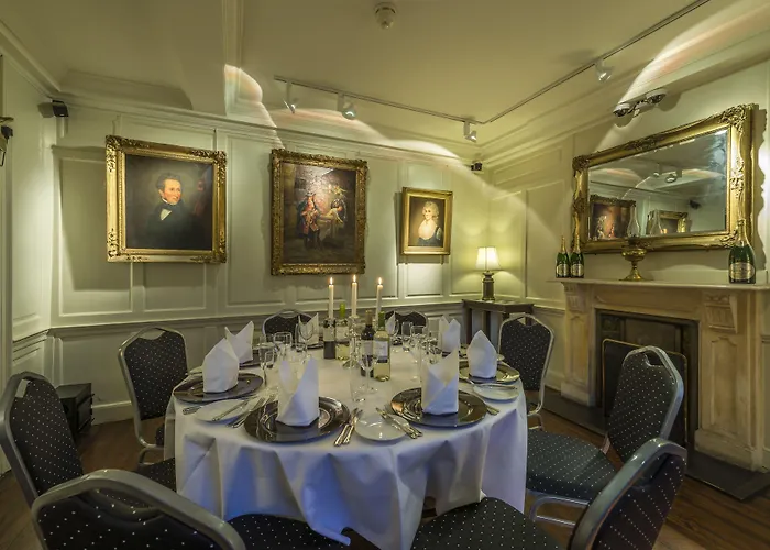 The White Hart Royal, Moreton-In-Marsh, Cotswolds - The Coaching Inn Group