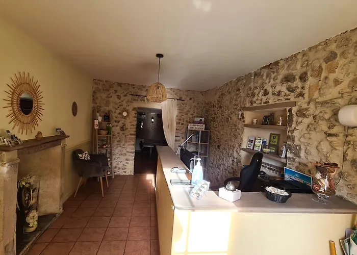 Logis Hôtel La Bastide Saint Bach