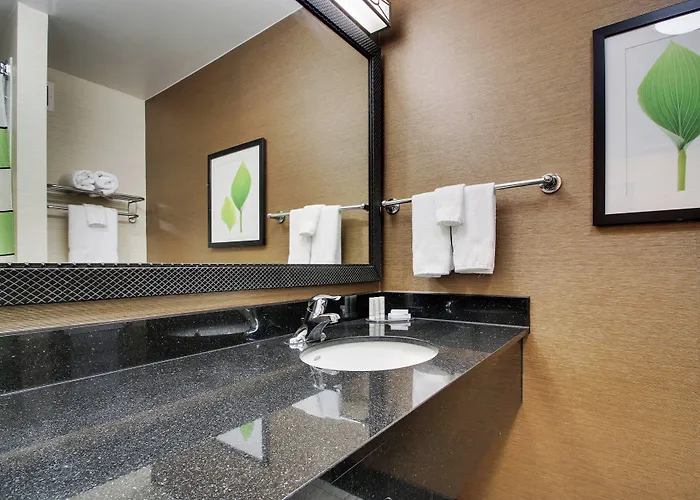 Fairfield Inn & Suites By Marriott Ottawa Starved Rock Area