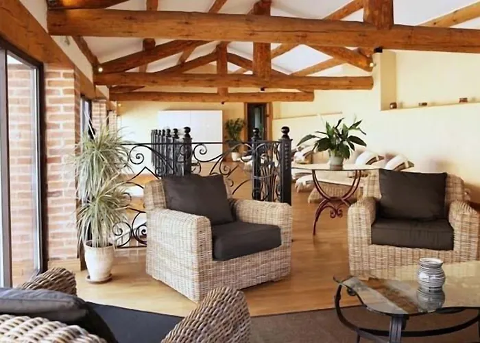 Domaine Saint-Roch Hotel Spa