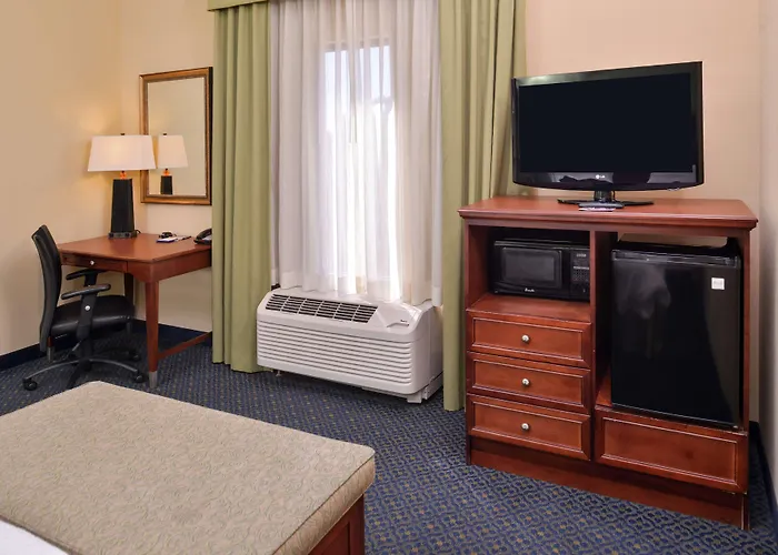 Hampton Inn Jackson-College Avenue