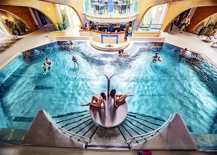Hotel Aquacity Seasons
