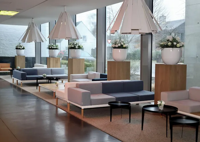 D-Hotel