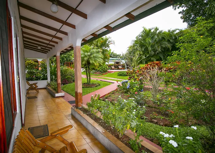 Hotel La Rosa De America