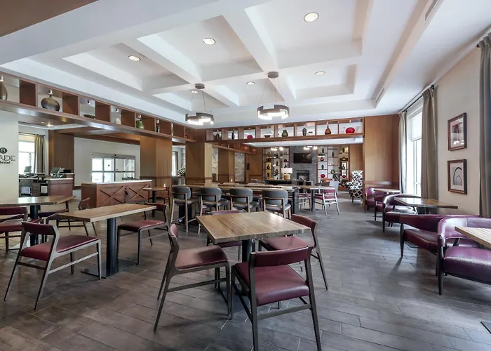 Doubletree By Hilton Raleigh-Cary