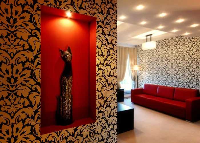 Hotton Hotel