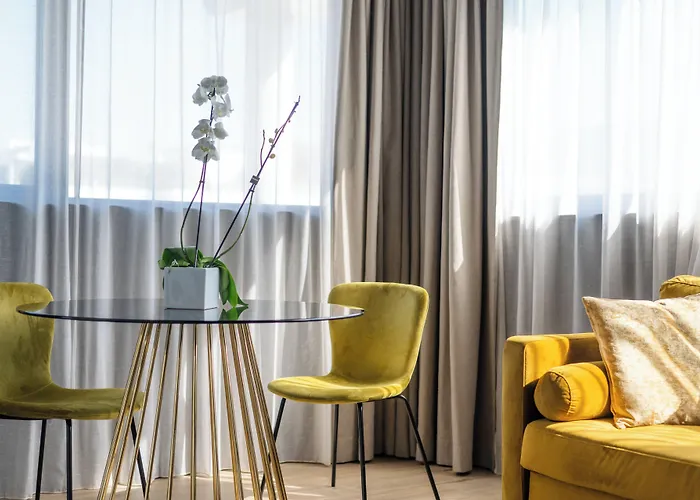 Logis Hôtel&Spa Marina d'Adelphia