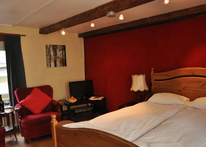 Aux Chambres Du Banneret