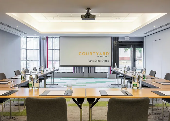 Courtyard By Marriott Paris Saint Denis
