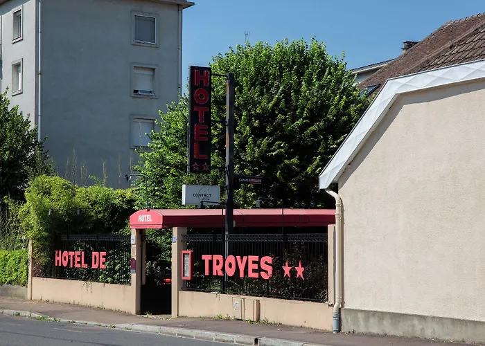 Hôtel De Troyes