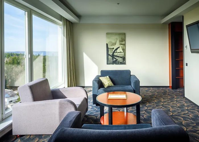 Meresuu Spa & Hotel