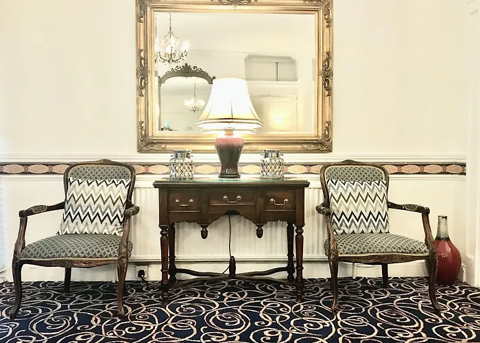 Dergvale Hotel