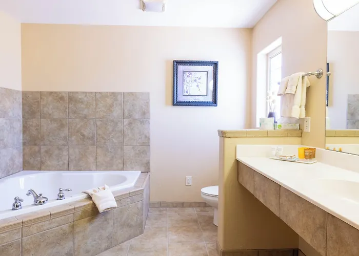 Blue Mountain Inn And Suites