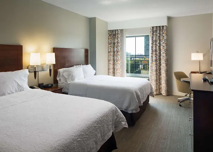 Hampton Inn & Suites Little Rock-Downtown