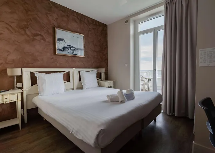 Best Western Hotel De La Plage Saint Marc Sur Mer