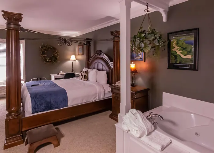Depot Inn & Suites