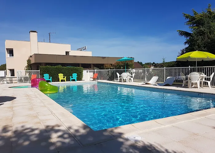 Le Brit Hotel Dak Hotel