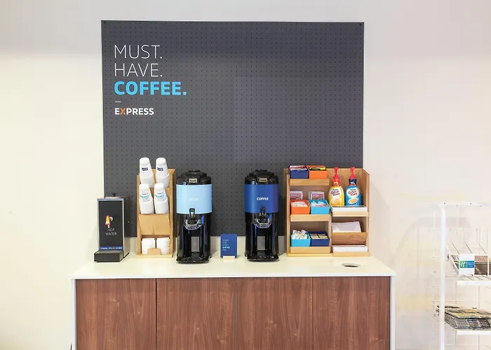 Holiday Inn Express & Suites Iron Mountain By Ihg