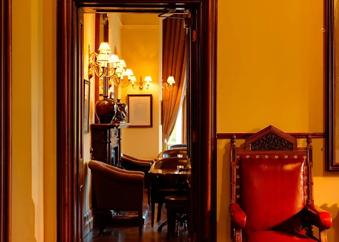 Mount Falcon Estate