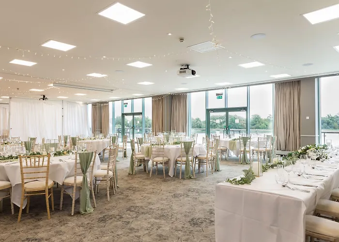 De Vere Cotswold Water Park