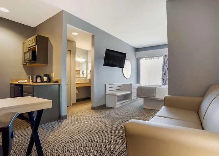 Best Western Plus Two Rivers Hotel & Suites Demopolis