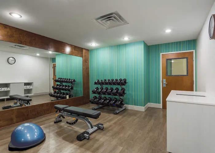 Holiday Inn Express And Suites - Petersburg - Fort Lee By Ihg