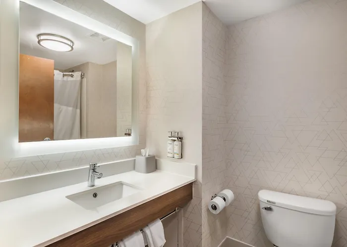 Holiday Inn Express And Suites - Petersburg - Fort Lee By Ihg