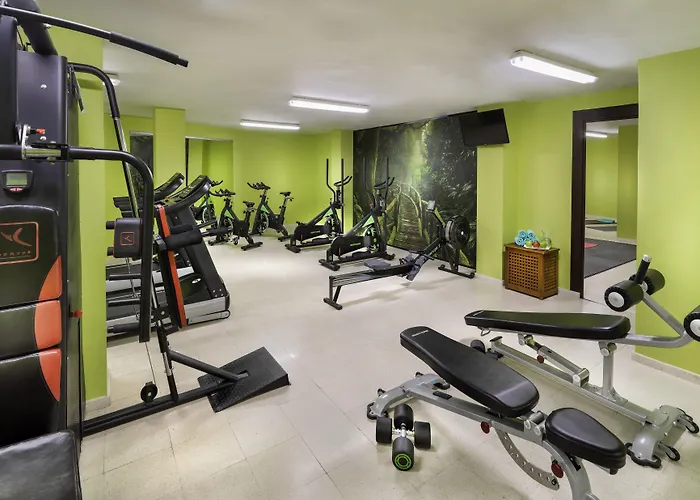 Regency Country Club, Apartments Suites