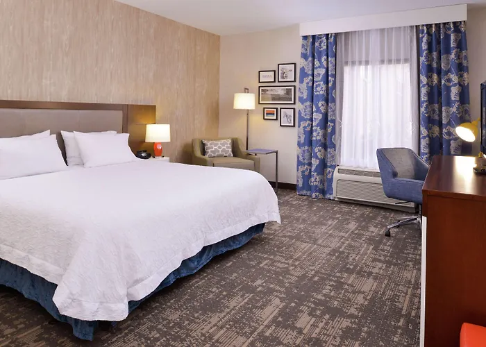 Hampton Inn & Suites Wilmington