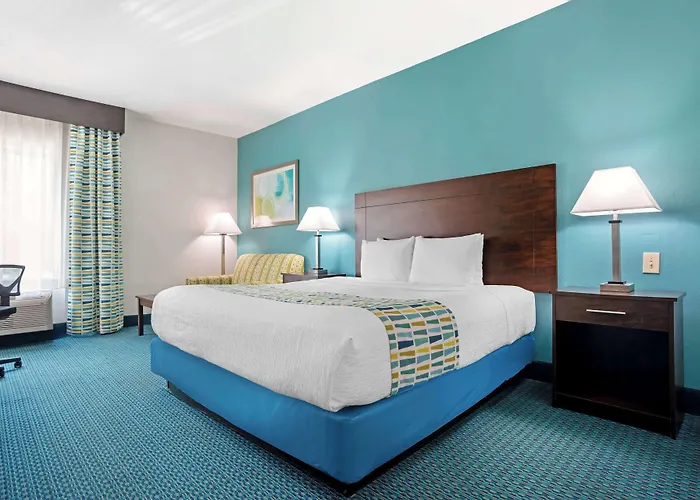 Best Western Plus Blue Angel Inn