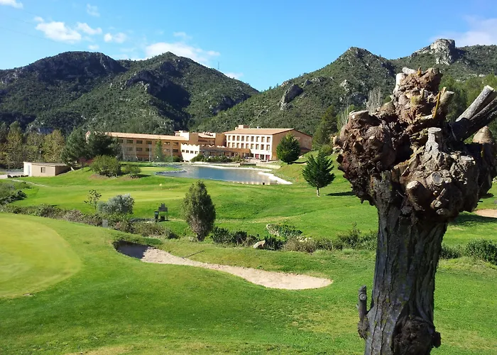 La Figuerola Hotel & Restaurant
